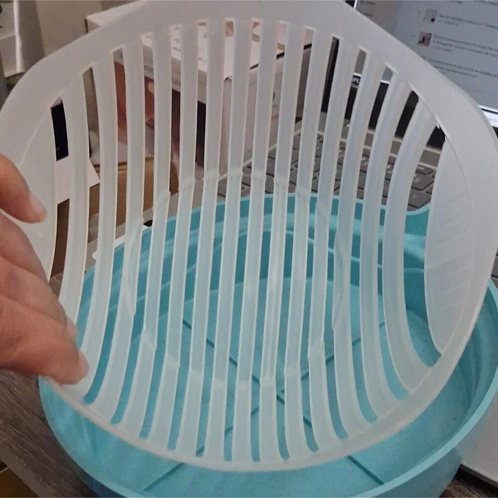 60 Second Salad Large Plastic Bowl & Strainer Set Food Strainer Blue/White